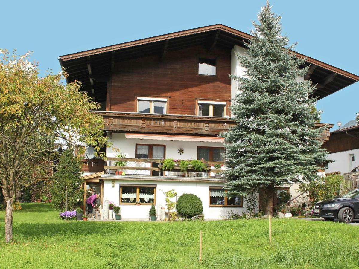 Spacious Apartment In Stumm Tyrol With Balcony Zimmer foto